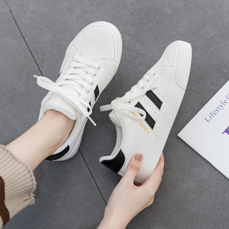 รองเท้าผ้าใบผู้หญิง ใส่สบาย รองเท้าผ้าใบใส่เที่ยวผู้หญิง มีSIZE 35 36 37 38 39 40