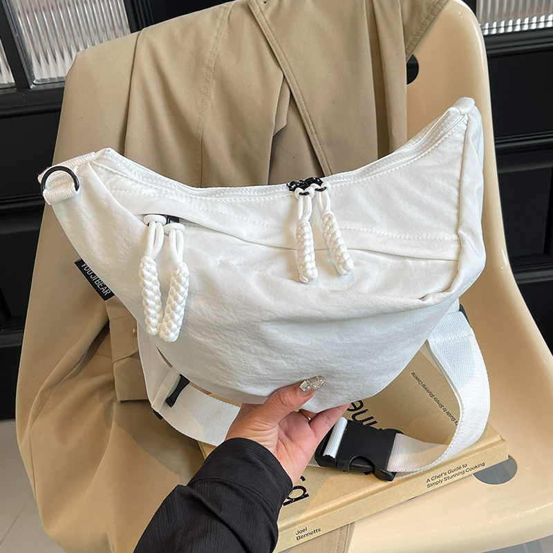 กระเป๋าผู้หญิงสวยๆ กระเป๋าสะพายข้างผู้หญิง กระเป๋าแบรนด์COOL BAG