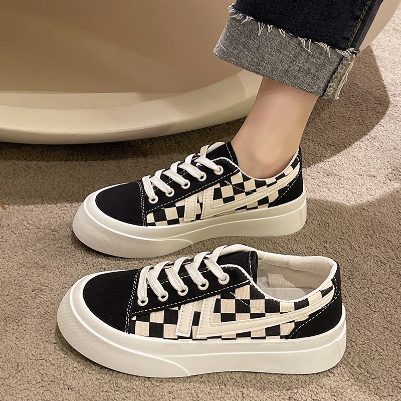 รองเท้าผ้าใบผู้หญิง ใส่สบาย รองเท้าผ้าใบใส่เที่ยวผู้หญิง มีSIZE 35 36 37 38 39 40