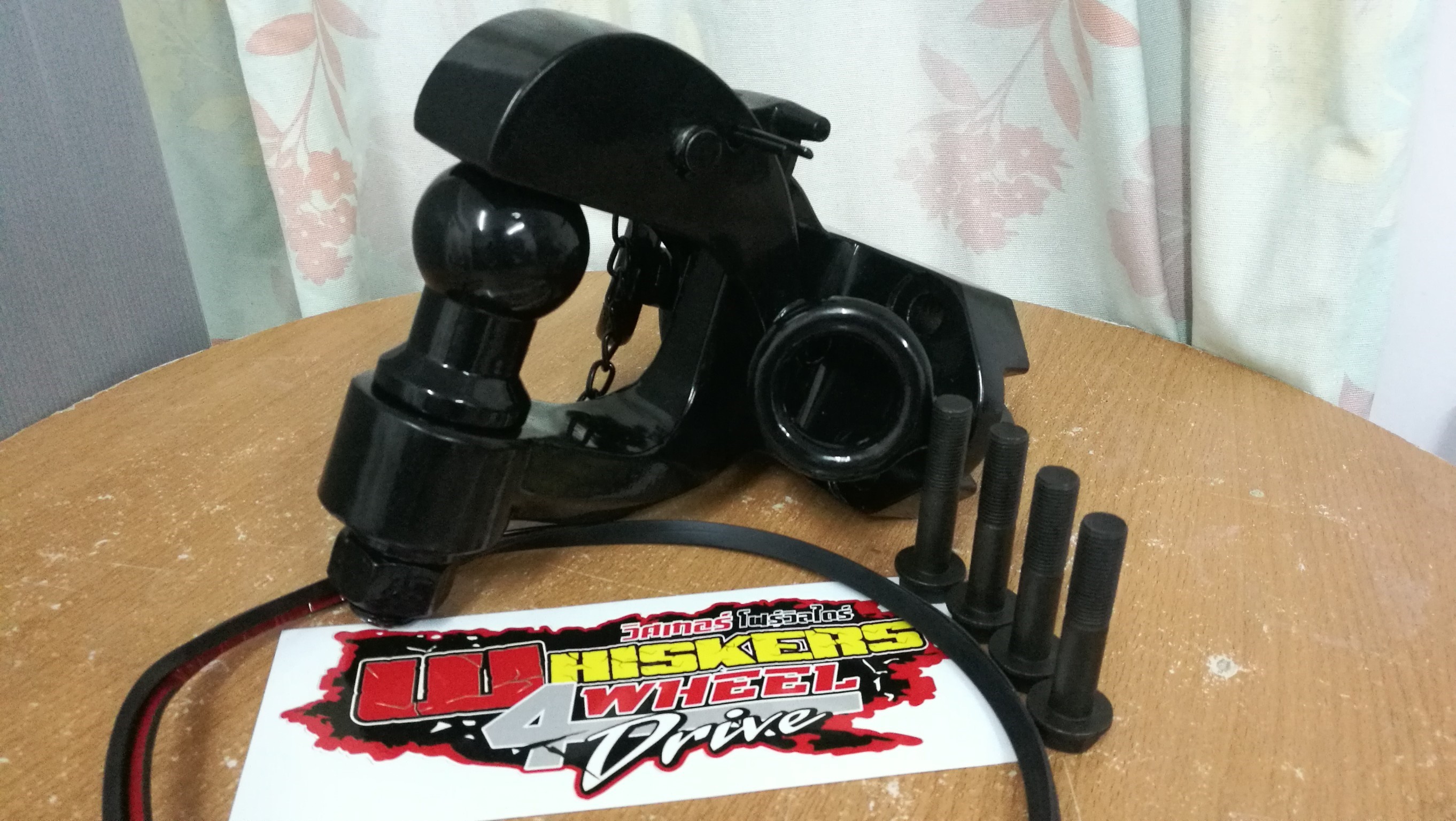 หัวลากปากนกแก้ว 8 ตัน VX80 ตัวใหญ่ ตัวใหญ่สำหรับ VX80 สีดำ พร้อมหูเซฟตี้ 2 ด้าน