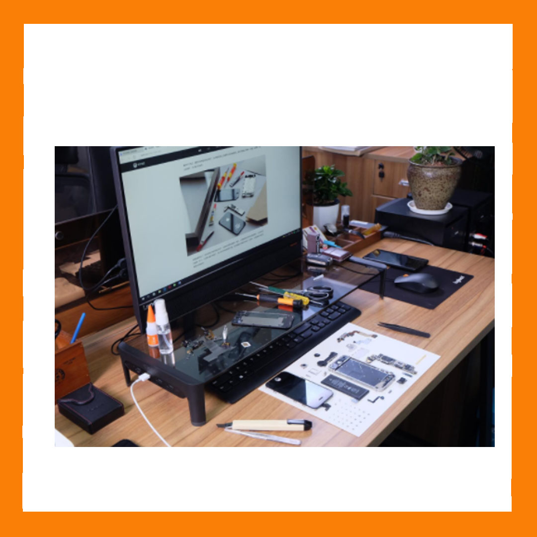 แท่นวางจอคอมพิวเตอร์ (4 USB Port+Fast Charge)