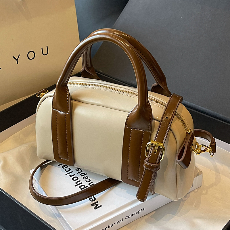 กระเป๋าผู้หญิงสวยๆ กระเป๋าสะพายข้างผู้หญิง กระเป๋าแบรนด์COOL BAG