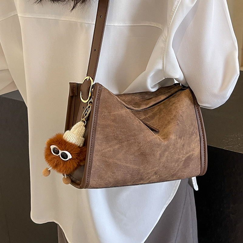กระเป๋าผู้หญิงสวยๆ กระเป๋าสะพายข้างผู้หญิง กระเป๋าแบรนด์COOL BAG