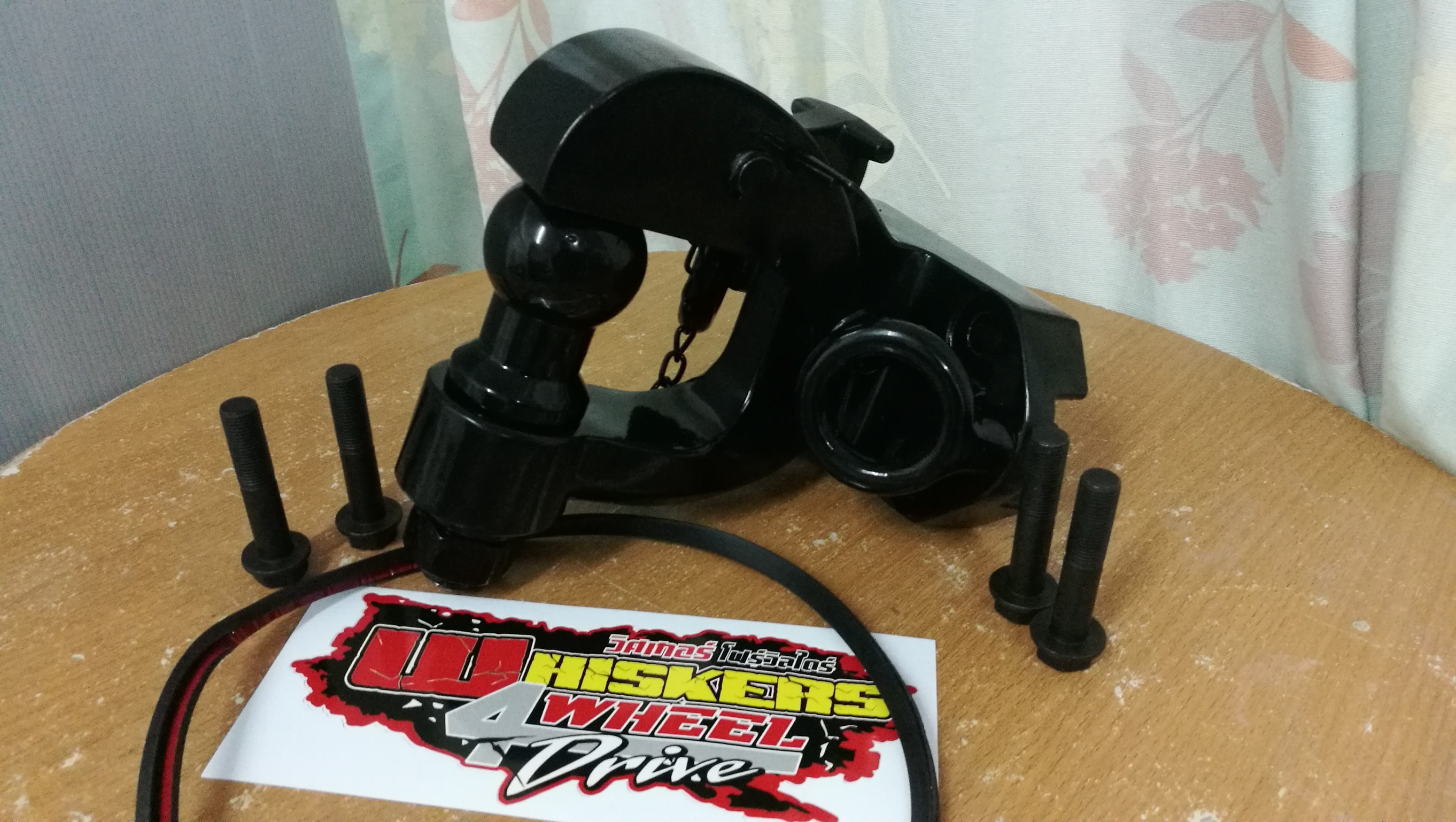 หัวลากปากนกแก้ว 8 ตัน VX80 ตัวใหญ่ ตัวใหญ่สำหรับ VX80 สีดำ พร้อมหูเซฟตี้ 2 ด้าน