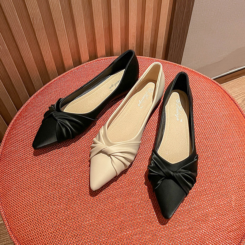 รองเท้าคัทชูผู้หญิงส้นเตี้ย ใส่สบาย มีขนาด35-43