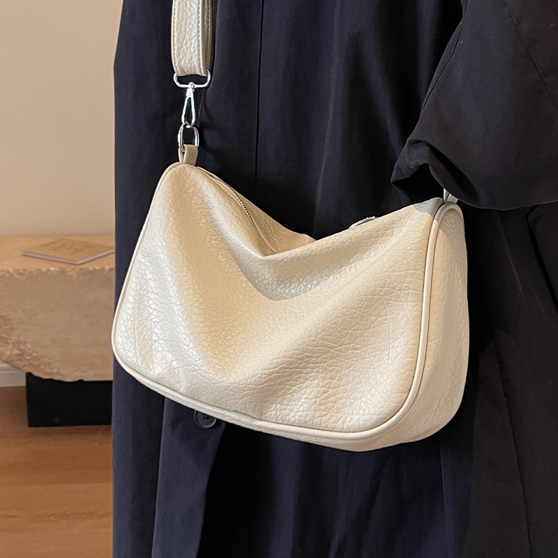 กระเป๋าผู้หญิงสวยๆ กระเป๋าสะพายข้างผู้หญิง กระเป๋าแบรนด์COOL BAG
