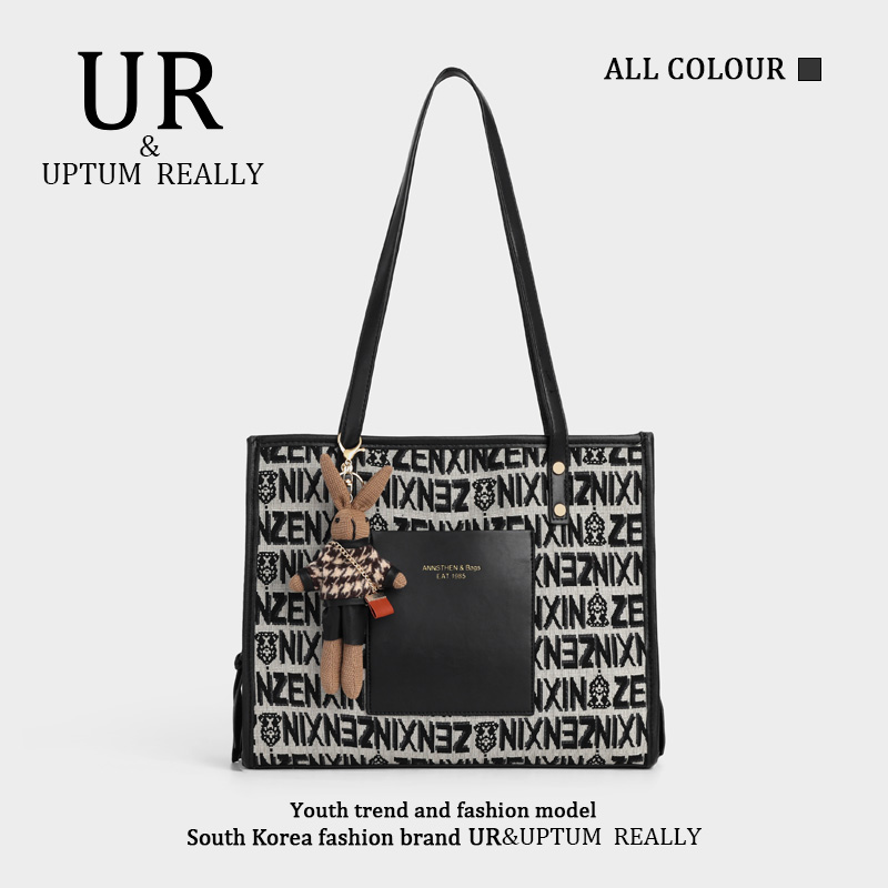 กระเป๋าผู้หญิงสวยๆ กระเป๋าสะพายข้างผู้หญิง กระเป๋าแบรนด์ BEAR BAG กระเป๋าหมีสุดคิ้ว!