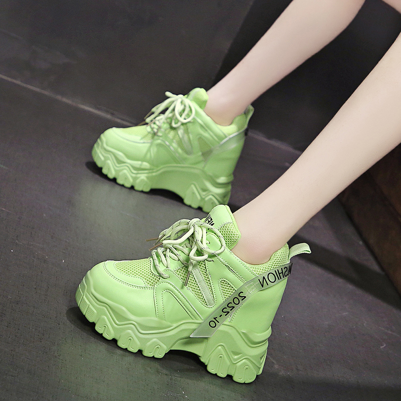 รองเท้าผ้าใบผู้หญิง ใส่สบาย รองเท้าผ้าใบใส่เที่ยวผู้หญิง มีSIZE 35 36 37 38 39 40