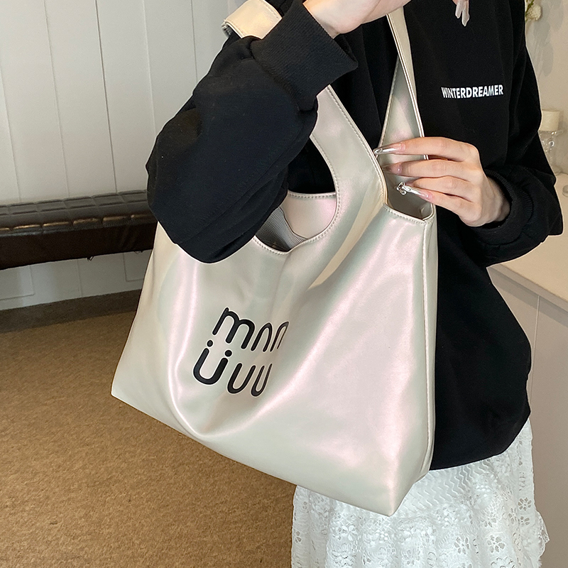 กระเป๋าผู้หญิงสวยๆ กระเป๋าสะพายข้างผู้หญิง กระเป๋าแบรนด์COOL BAG
