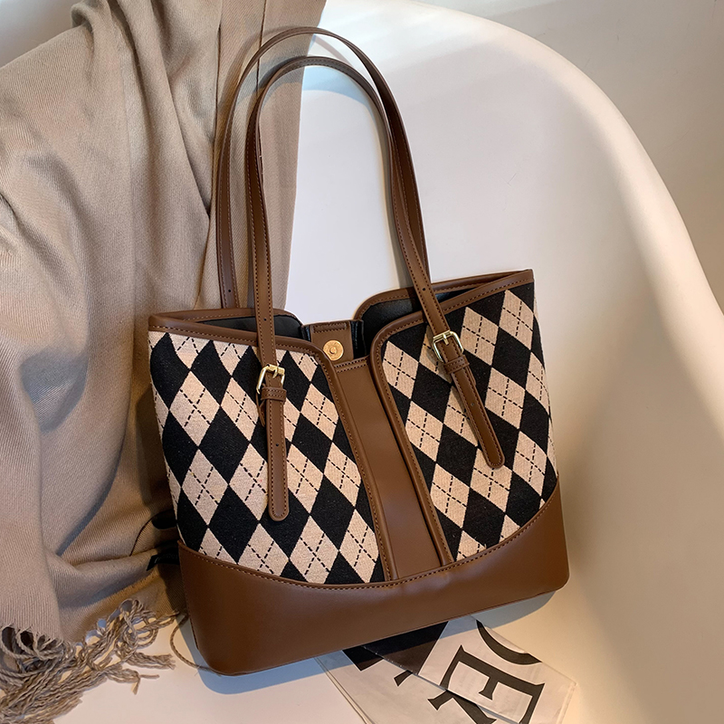 กระเป๋าผู้หญิงสวยๆ กระเป๋าสะพายข้างผู้หญิง กระเป๋าแบรนด์COOL BAG