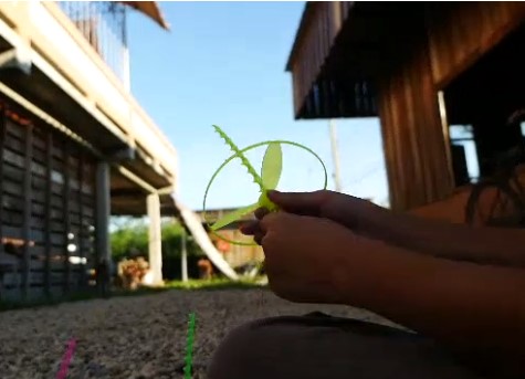 กังหินบิน ของเล่นเด็กไทย ของเล่นย้อนอดีต ของเล่นเสริมประสบการ์ณ