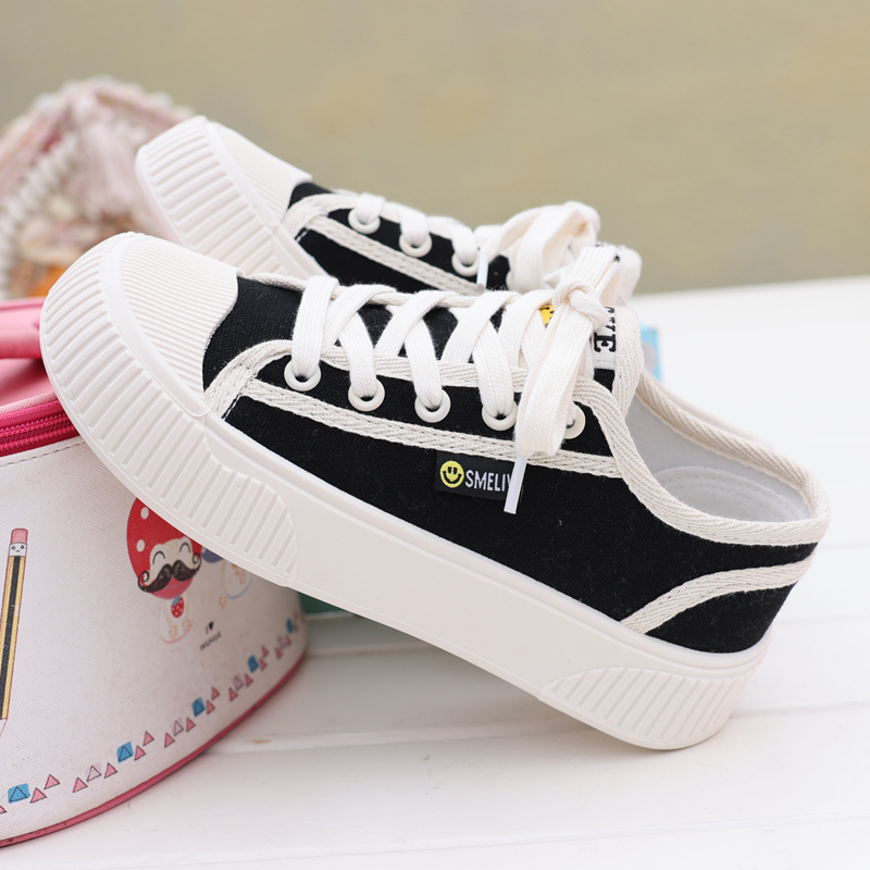 รองเท้าผ้าใบผู้หญิง ใส่สบาย รองเท้าผ้าใบใส่เที่ยวผู้หญิง มีSIZE 35 36 37 38 39 40