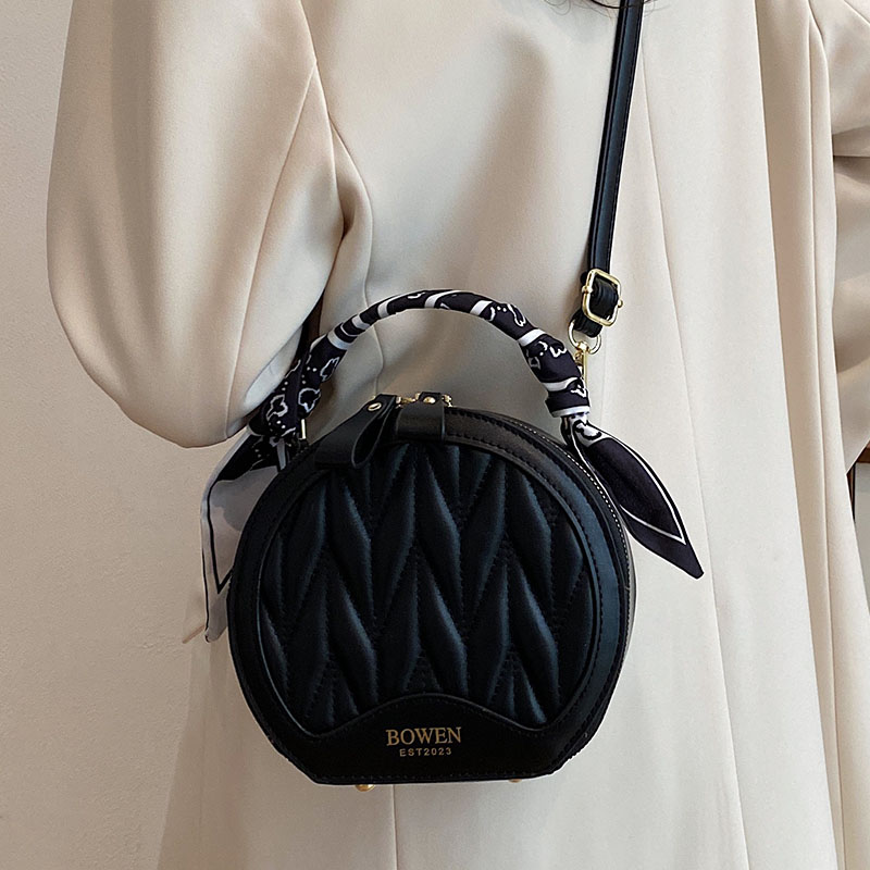 กระเป๋าผู้หญิงสวยๆ กระเป๋าสะพายข้างผู้หญิง กระเป๋าแบรนด์COOL BAG