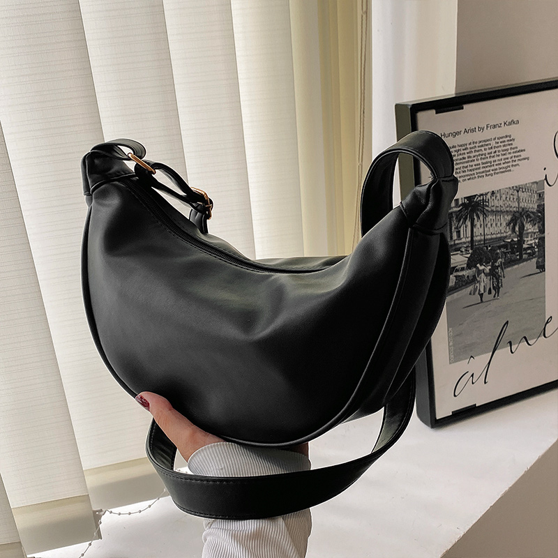 กระเป๋าผู้หญิงสวยๆ กระเป๋าสะพายข้างผู้หญิง กระเป๋าแบรนด์COOL BAG