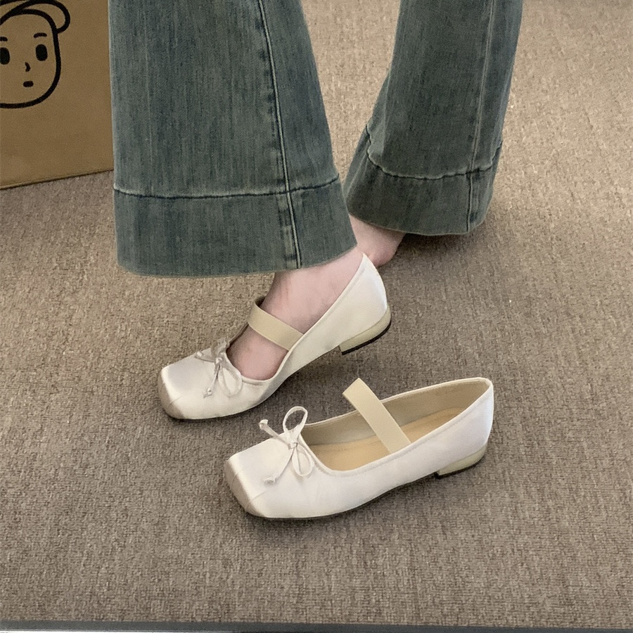 รองเท้าคัทชูผู้หญิงส้นเตี้ย ใส่สบาย มีขนาด35-43