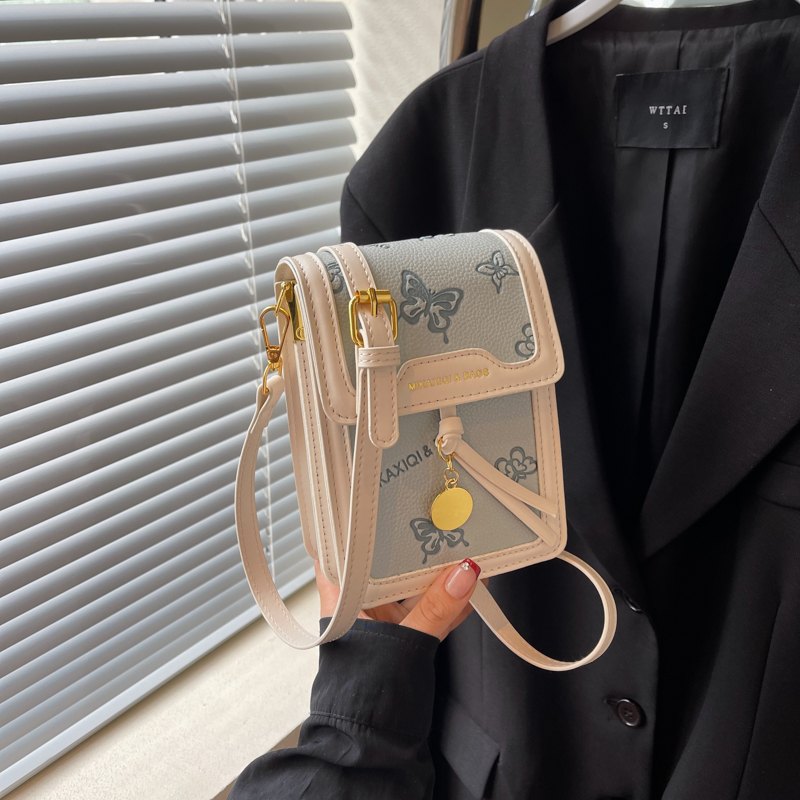 กระเป๋าผู้หญิงสวยๆ กระเป๋าสะพายข้างผู้หญิง กระเป๋าแบรนด์COOL BAG