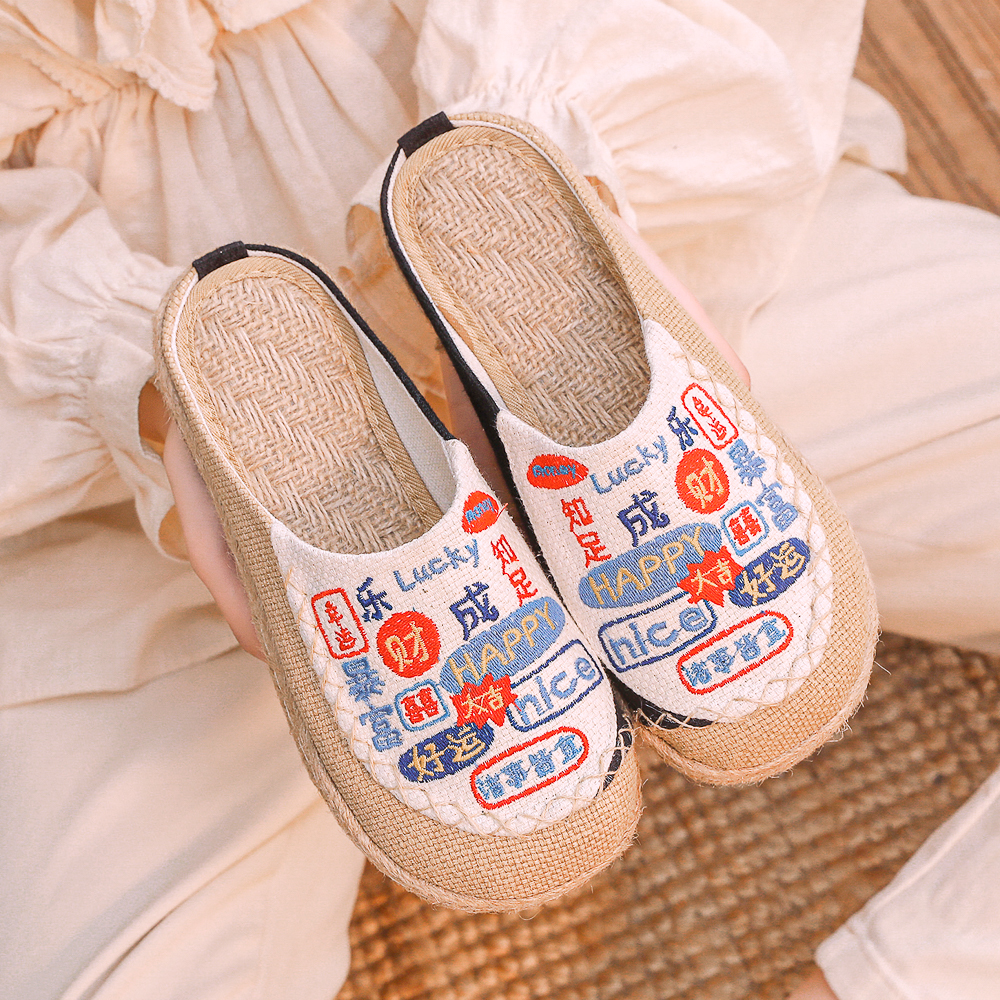 รองเท้าผ้าใบผู้หญิง ใส่สบาย รองเท้าผ้าใบใส่เที่ยวผู้หญิง มีSIZE 35 36 37 38 39 40