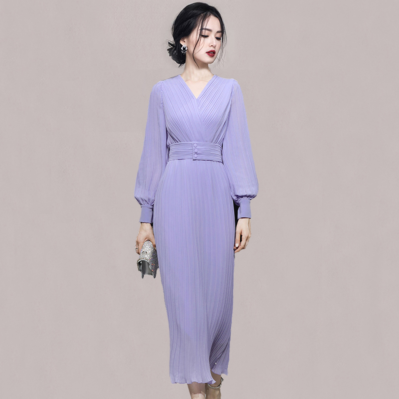 ชุดเดรสยาวสวยๆ สไตล์เกาหลี มีขนาด S M L XL สนใจทักแชท