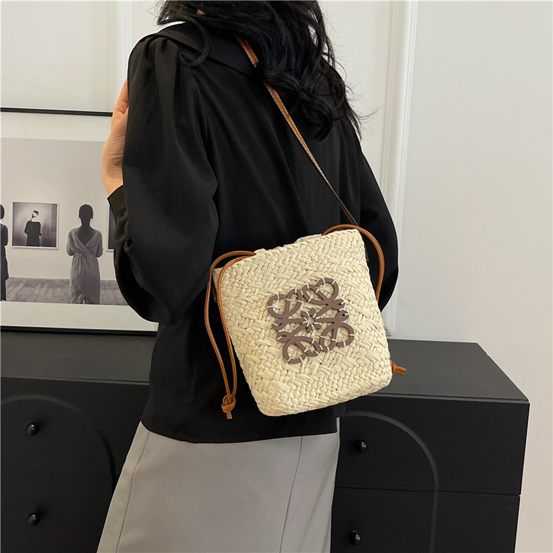 กระเป๋าผู้หญิงสวยๆ กระเป๋าสะพายข้างผู้หญิง กระเป๋าแบรนด์COOL BAG