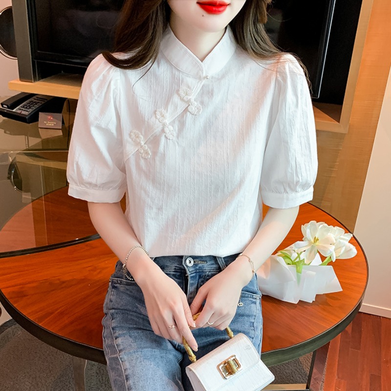 เสื้อเชิ้ตผู้หญิง