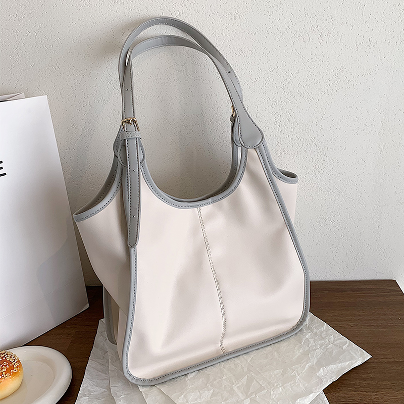 กระเป๋าผู้หญิงสวยๆ กระเป๋าสะพายข้างผู้หญิง กระเป๋าแบรนด์COOL BAG