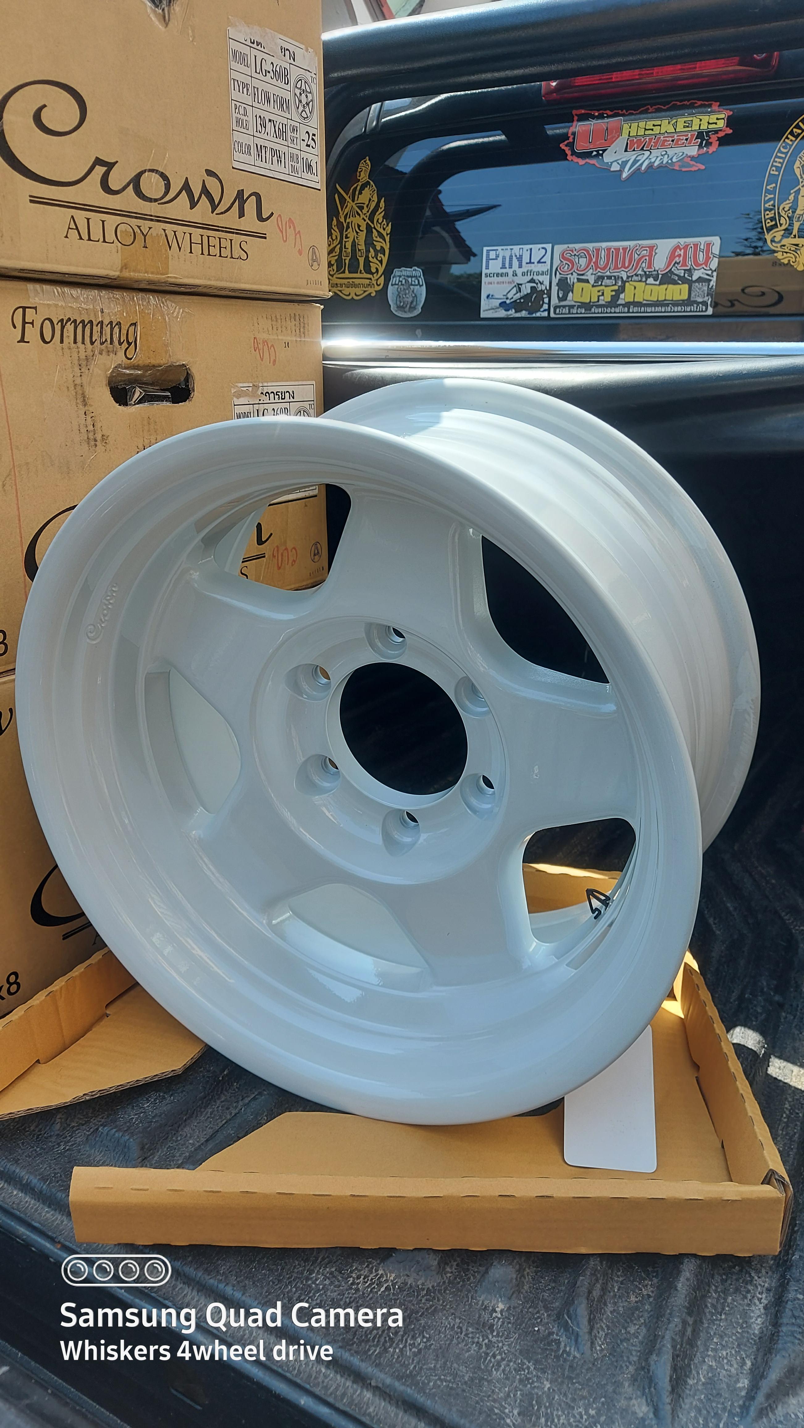 แม็กซ์เบทเล่ 16×8-25 ขาว