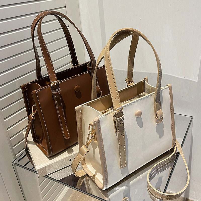 กระเป๋าผู้หญิงสวยๆ กระเป๋าสะพายข้างผู้หญิง กระเป๋าแบรนด์COOL BAG