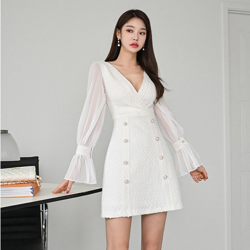 ชุดเดรสยาวสวยๆ สไตล์เกาหลี มีขนาด S M L XL สนใจทักแชท