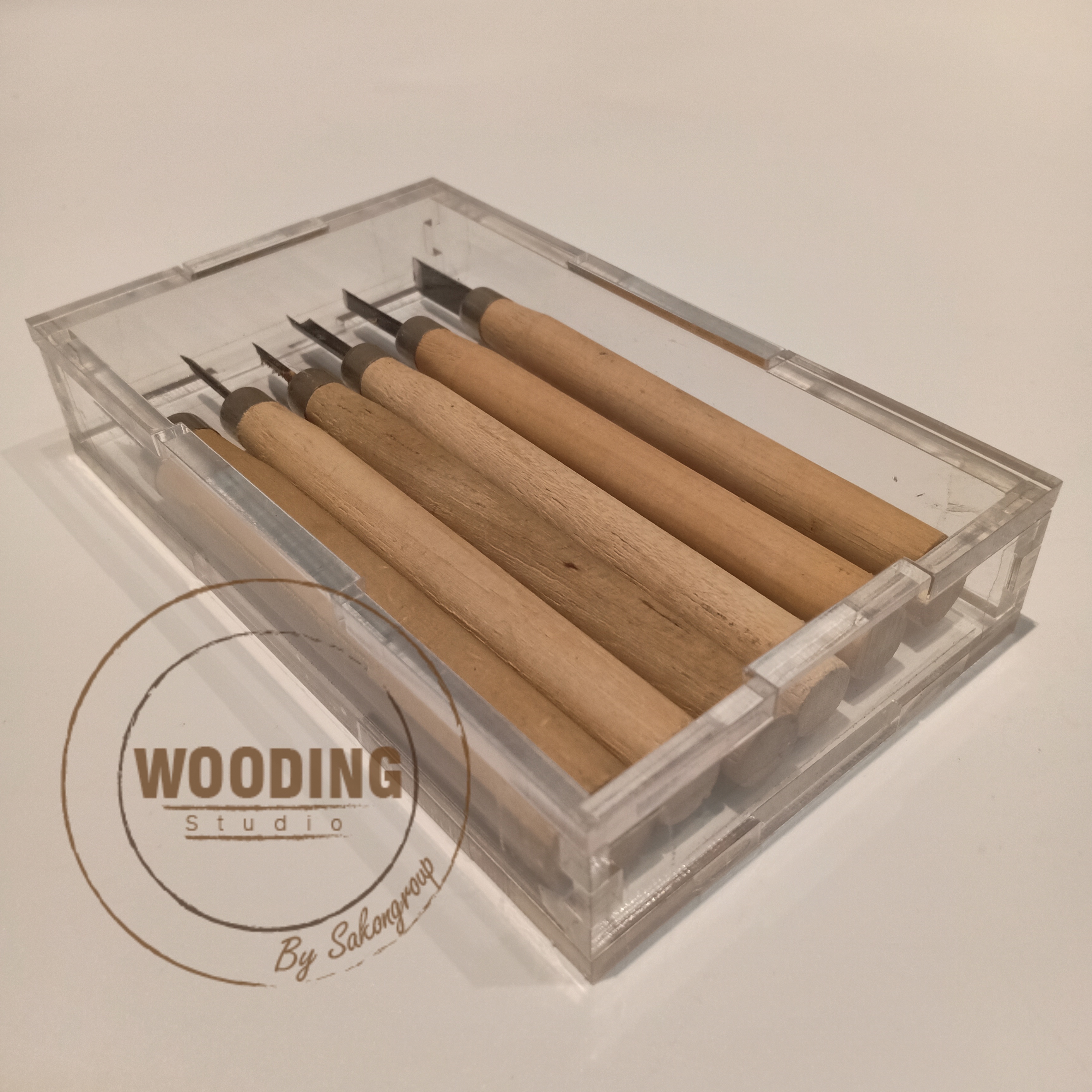 บริการออกแบบและผลิตกล่องจิ๊กซอลอะคริลิค