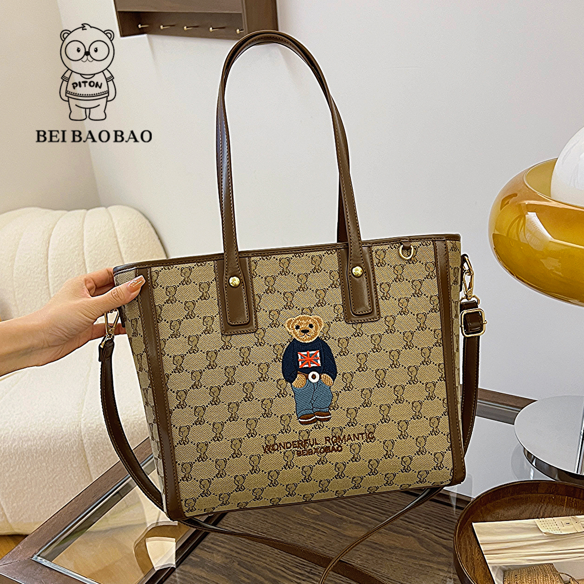 กระเป๋าผู้หญิงสวยๆ กระเป๋าสะพายข้างผู้หญิง กระเป๋าแบรนด์ BEAR BAG กระเป๋าหมีสุดคิ้ว!