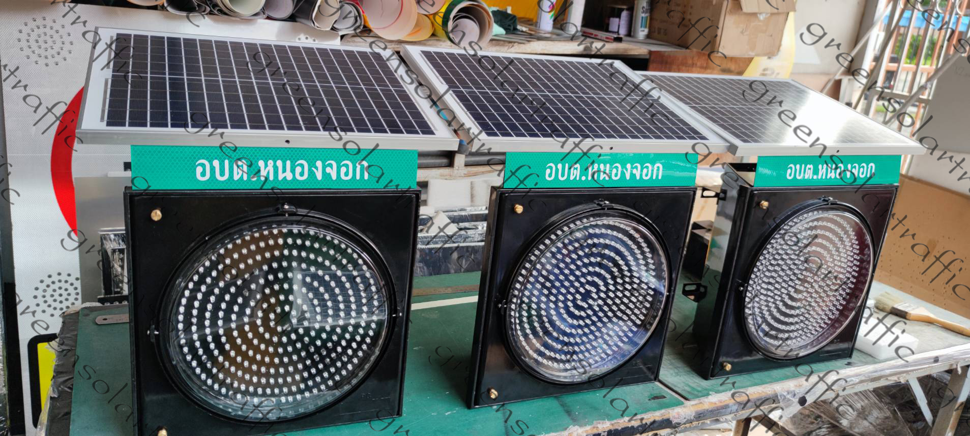 โคมสัญญาณไฟกระพริบ พลังงานแสงอาทิตย์