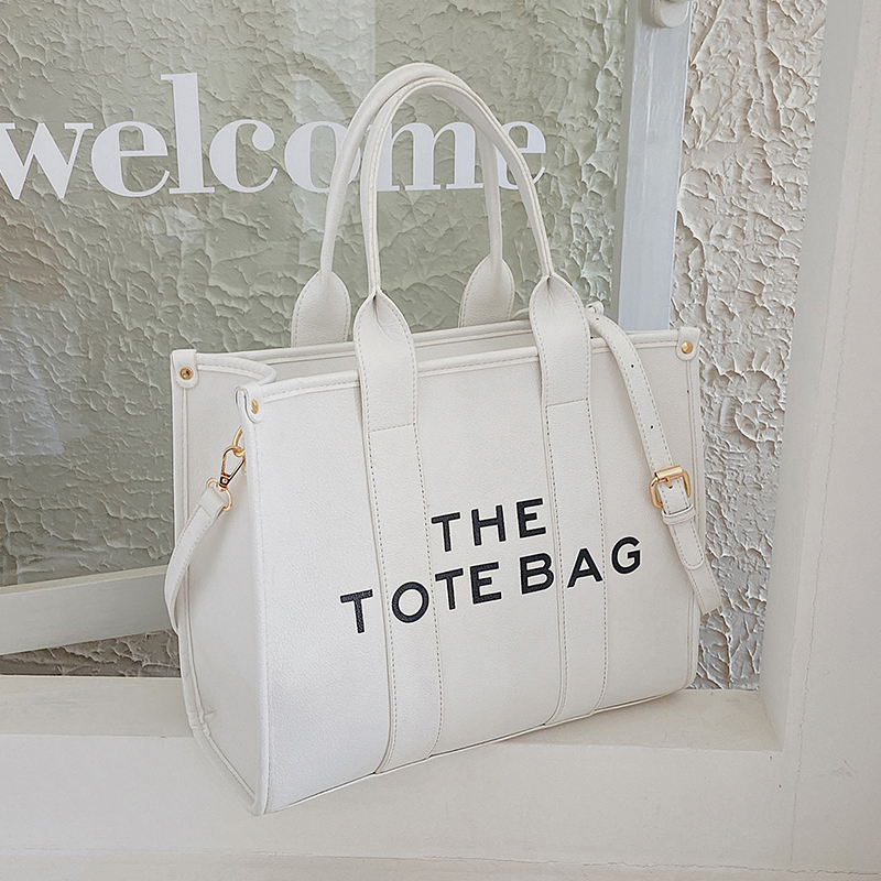 กระเป๋าผู้หญิงสวยๆ กระเป๋าสะพายข้างผู้หญิง กระเป๋าแบรนด์COOL BAG