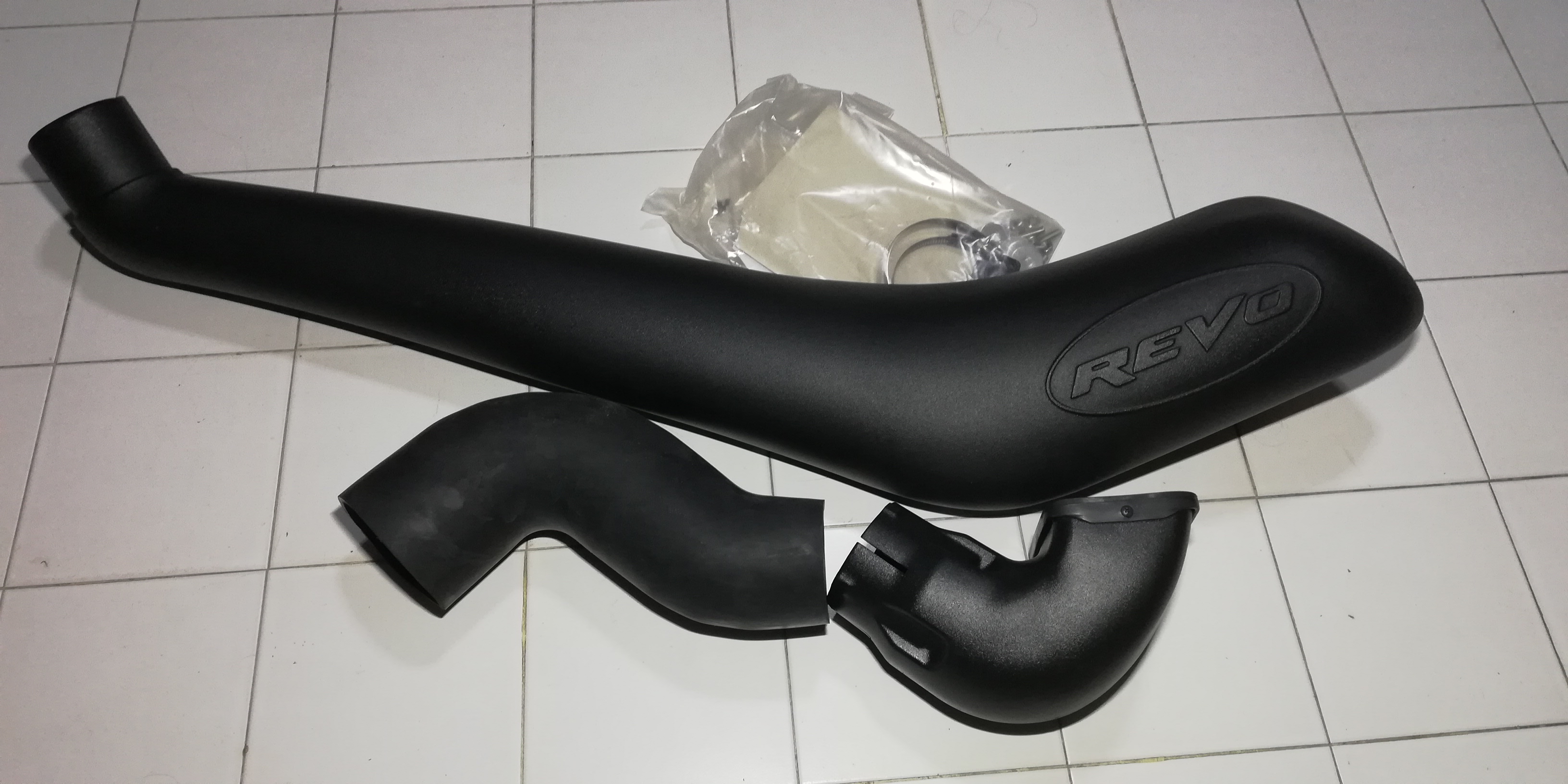 สน็อกเกิ้ล Revo