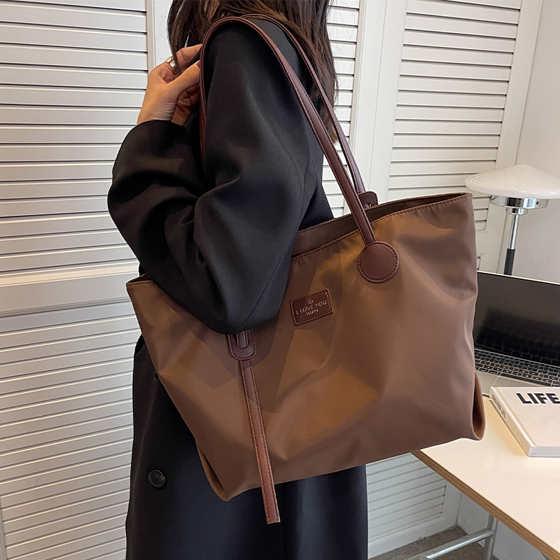 กระเป๋าผู้หญิงสวยๆ กระเป๋าสะพายข้างผู้หญิง กระเป๋าแบรนด์COOL BAG