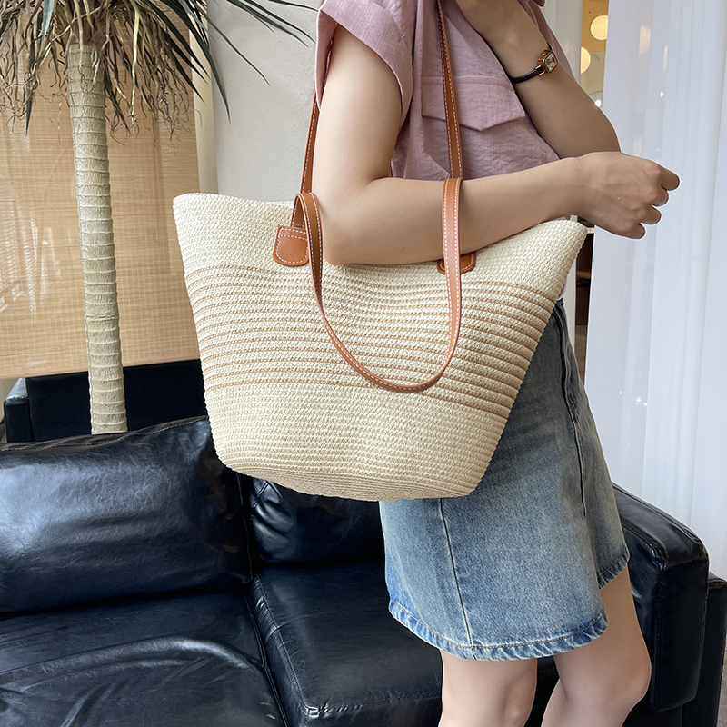 กระเป๋าผู้หญิงสวยๆ กระเป๋าสะพายข้างผู้หญิง กระเป๋าแบรนด์COOL BAG