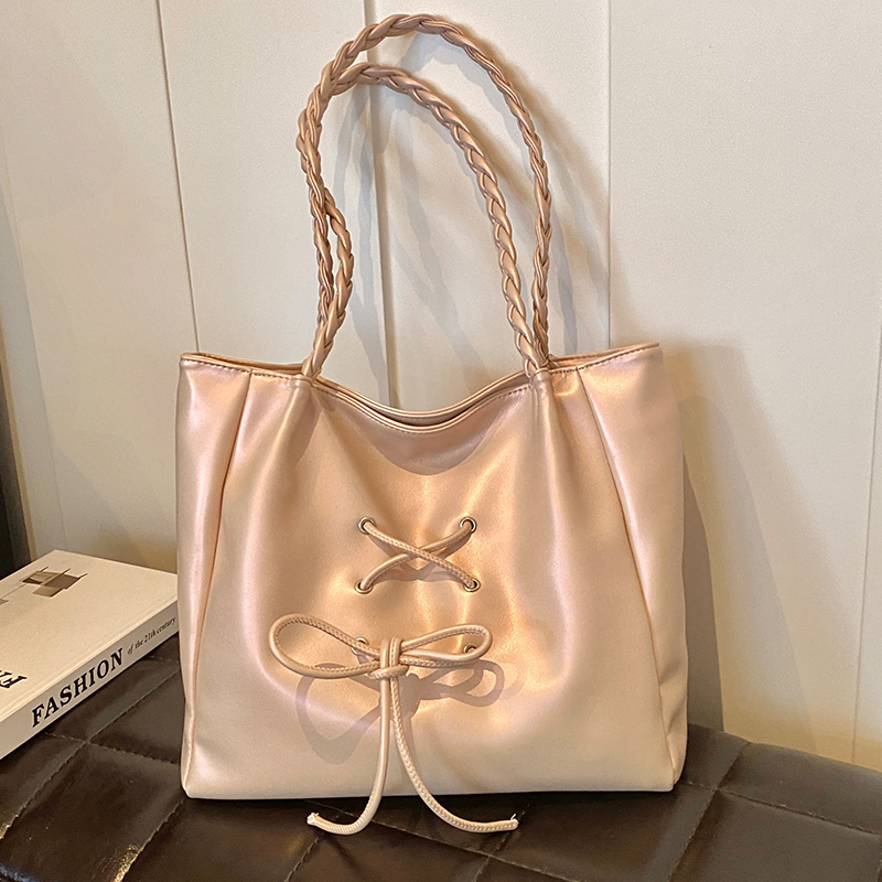 กระเป๋าผู้หญิงสวยๆ กระเป๋าสะพายข้างผู้หญิง กระเป๋าแบรนด์COOL BAG