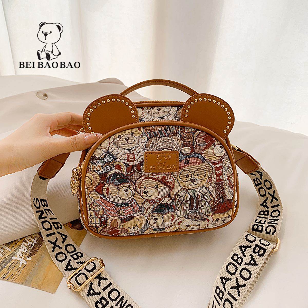 กระเป๋าผู้หญิงสวยๆ กระเป๋าสะพายข้างผู้หญิง กระเป๋าแบรนด์ BEAR BAG กระเป๋าหมีสุดคิ้ว!