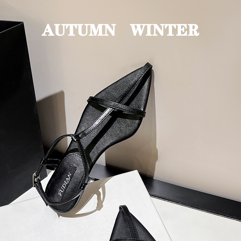 รองเท้าแตะผู้หญิงส้นเตี้ย ใส่สบาย มีขนาด35-43