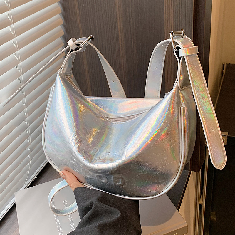 กระเป๋าผู้หญิงสวยๆ กระเป๋าสะพายข้างผู้หญิง กระเป๋าแบรนด์COOL BAG