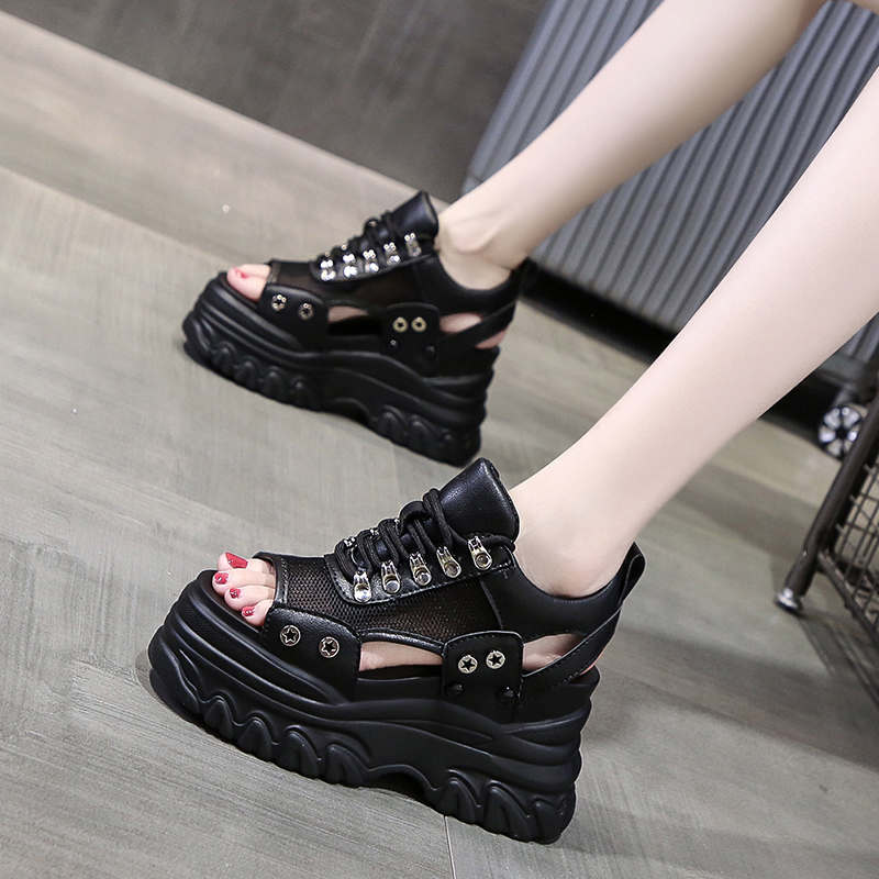 รองเท้าผ้าใบผู้หญิง ใส่สบาย รองเท้าผ้าใบใส่เที่ยวผู้หญิง มีSIZE 35 36 37 38 39 40