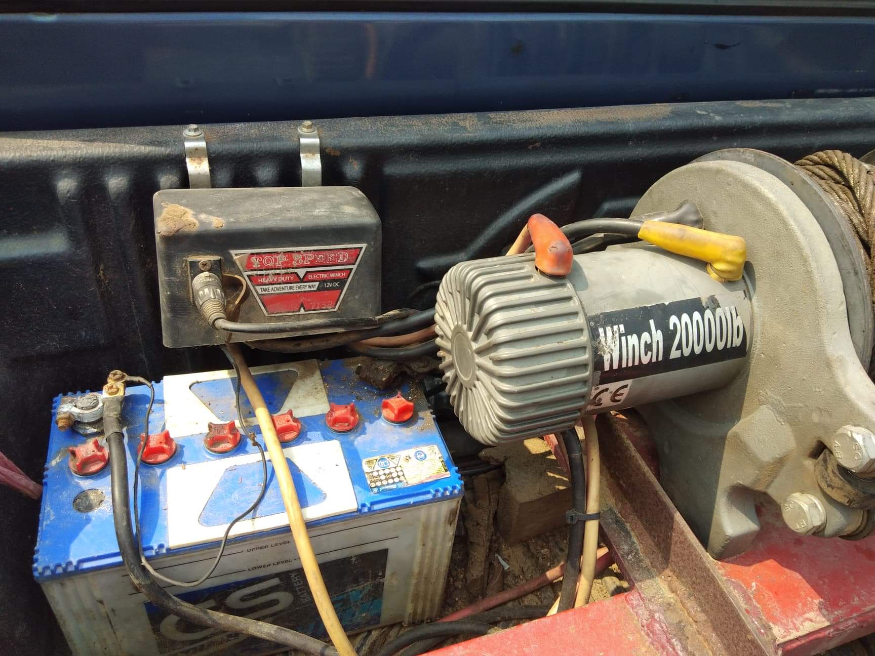 วินซ์ไฟฟ้า 20,000 ปอนด์ 12v.