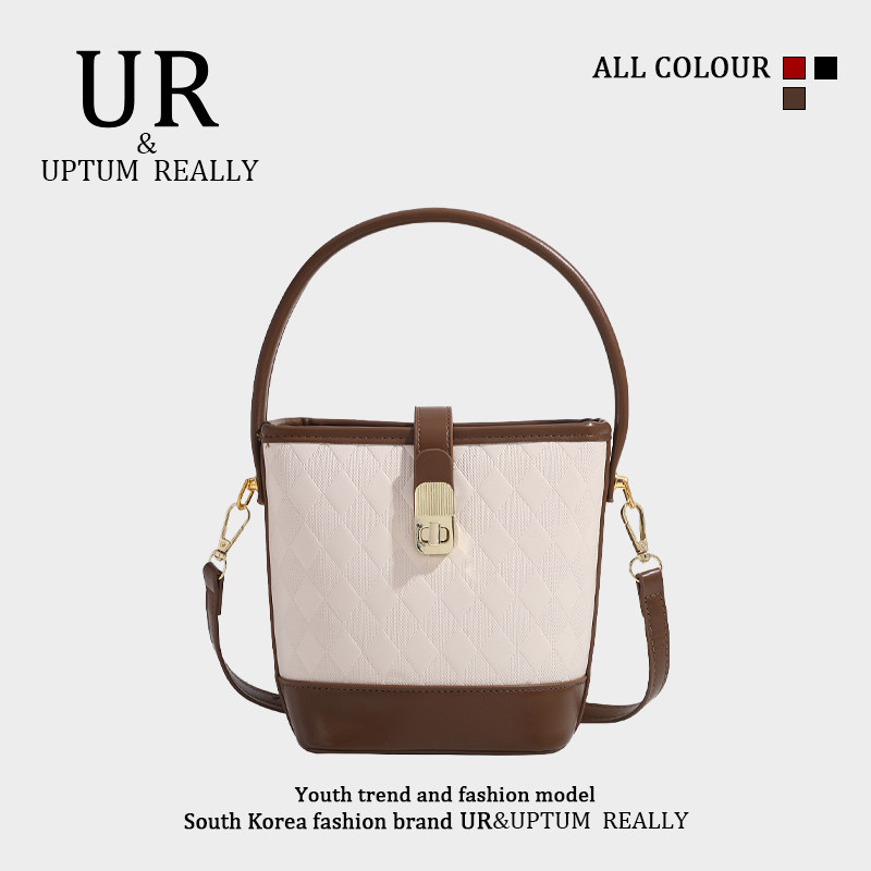 กระเป๋าผู้หญิงสวยๆ กระเป๋าสะพายข้างผู้หญิง กระเป๋าแบรนด์ BEAR BAG กระเป๋าหมีสุดคิ้ว!