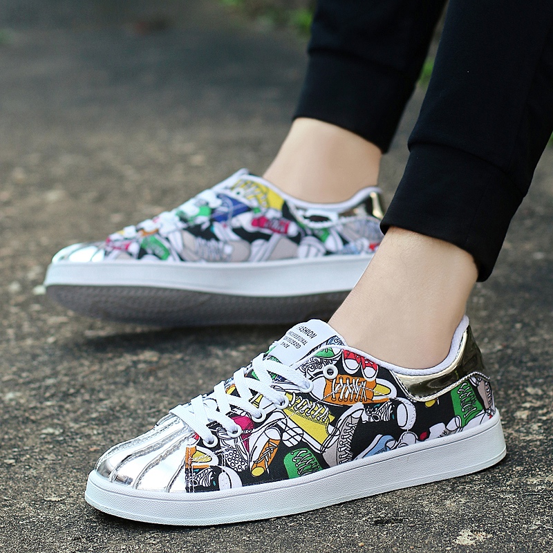 รองเท้าแฟชั่นอินเทรนด์