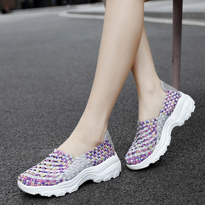 รองเท้าผ้าใบผู้หญิง ใส่สบาย รองเท้าผ้าใบใส่เที่ยวผู้หญิง มีSIZE 35 36 37 38 39 40