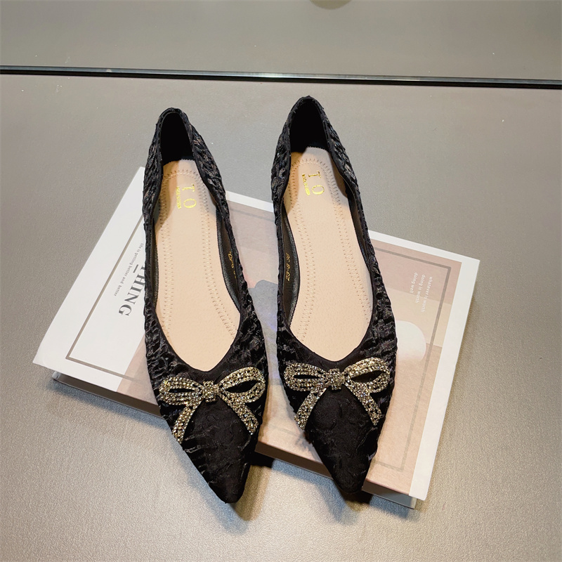 รองเท้าคัทชูผู้หญิงส้นเตี้ย ใส่สบาย มีขนาด35-40