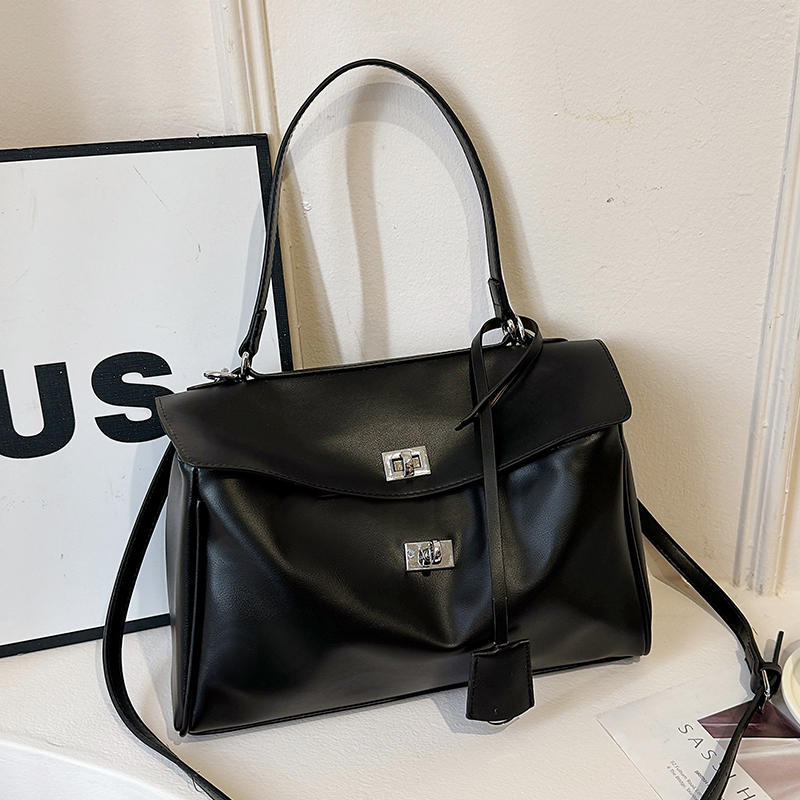 กระเป๋าผู้หญิงสวยๆ กระเป๋าสะพายข้างผู้หญิง กระเป๋าแบรนด์COOL BAG