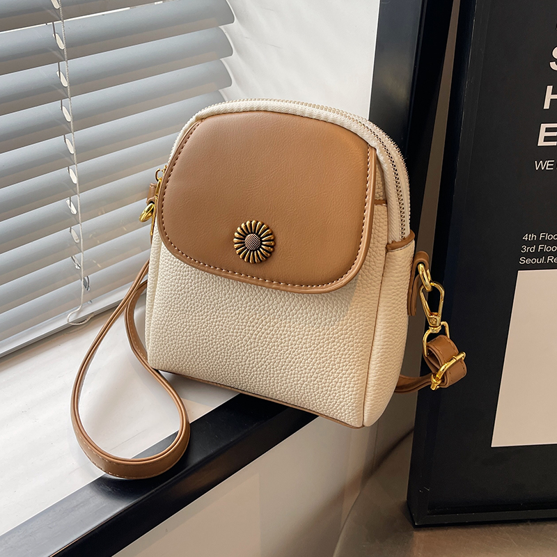 กระเป๋าผู้หญิงสวยๆ กระเป๋าสะพายข้างผู้หญิง กระเป๋าแบรนด์COOL BAG