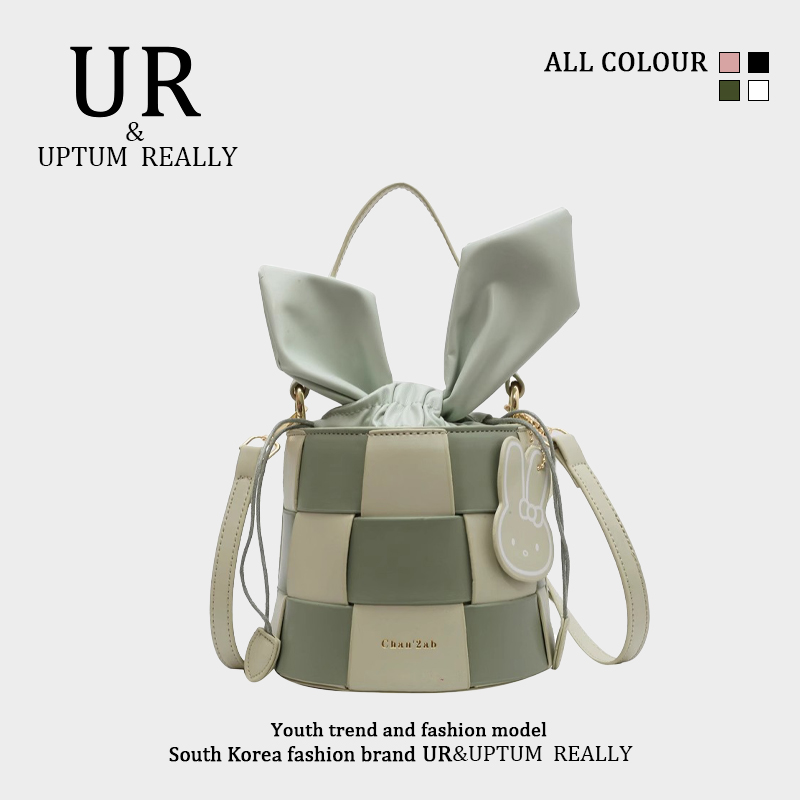 กระเป๋าผู้หญิงสวยๆ กระเป๋าสะพายข้างผู้หญิง กระเป๋าแบรนด์ BEAR BAG กระเป๋าหมีสุดคิ้ว!