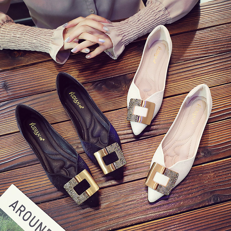 รองเท้าคัทชูผู้หญิงส้นเตี้ย ใส่สบาย มีขนาด35-43