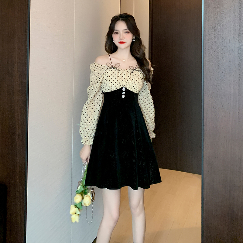 ชุดเดรสยาวสวยๆ สไตล์เกาหลี มีขนาด S M L XL สนใจทักแชท